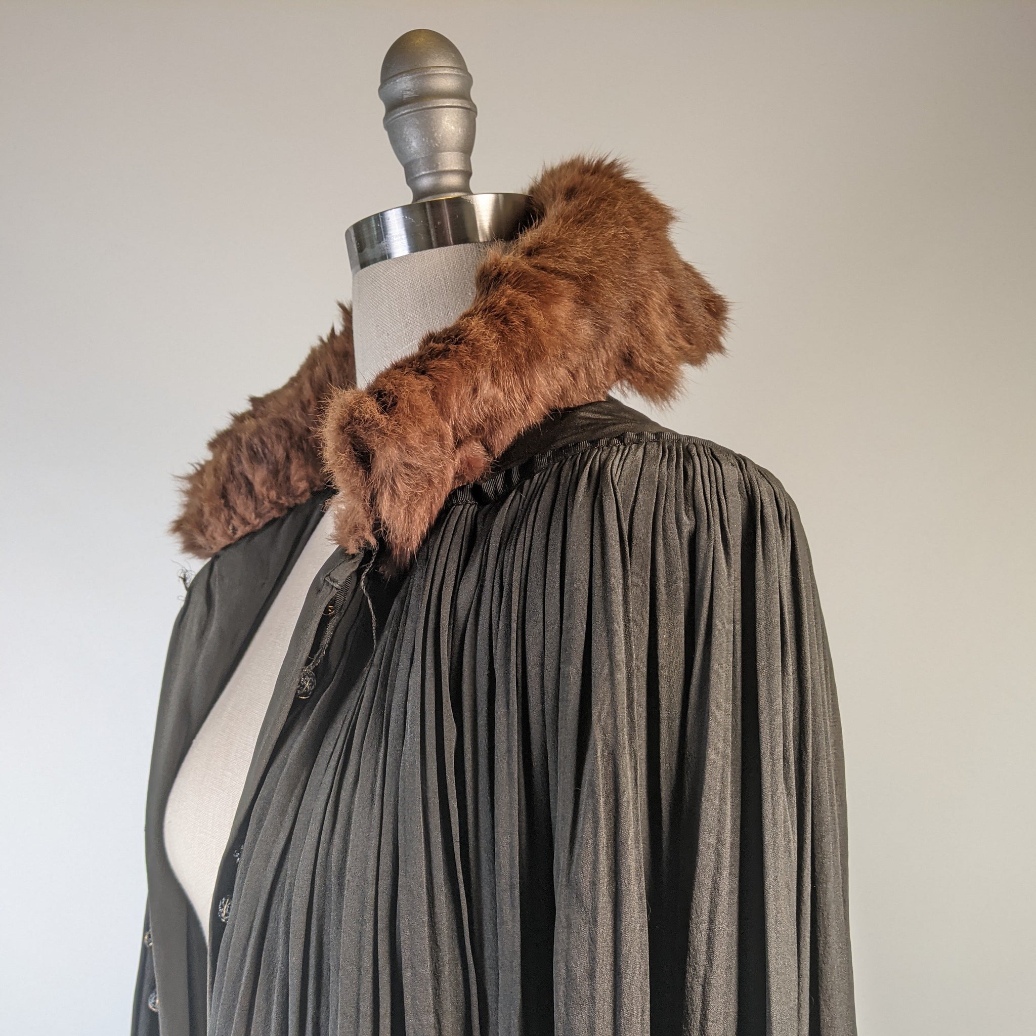 1924 Irene Castle Silk Cape – Witchy Vintage