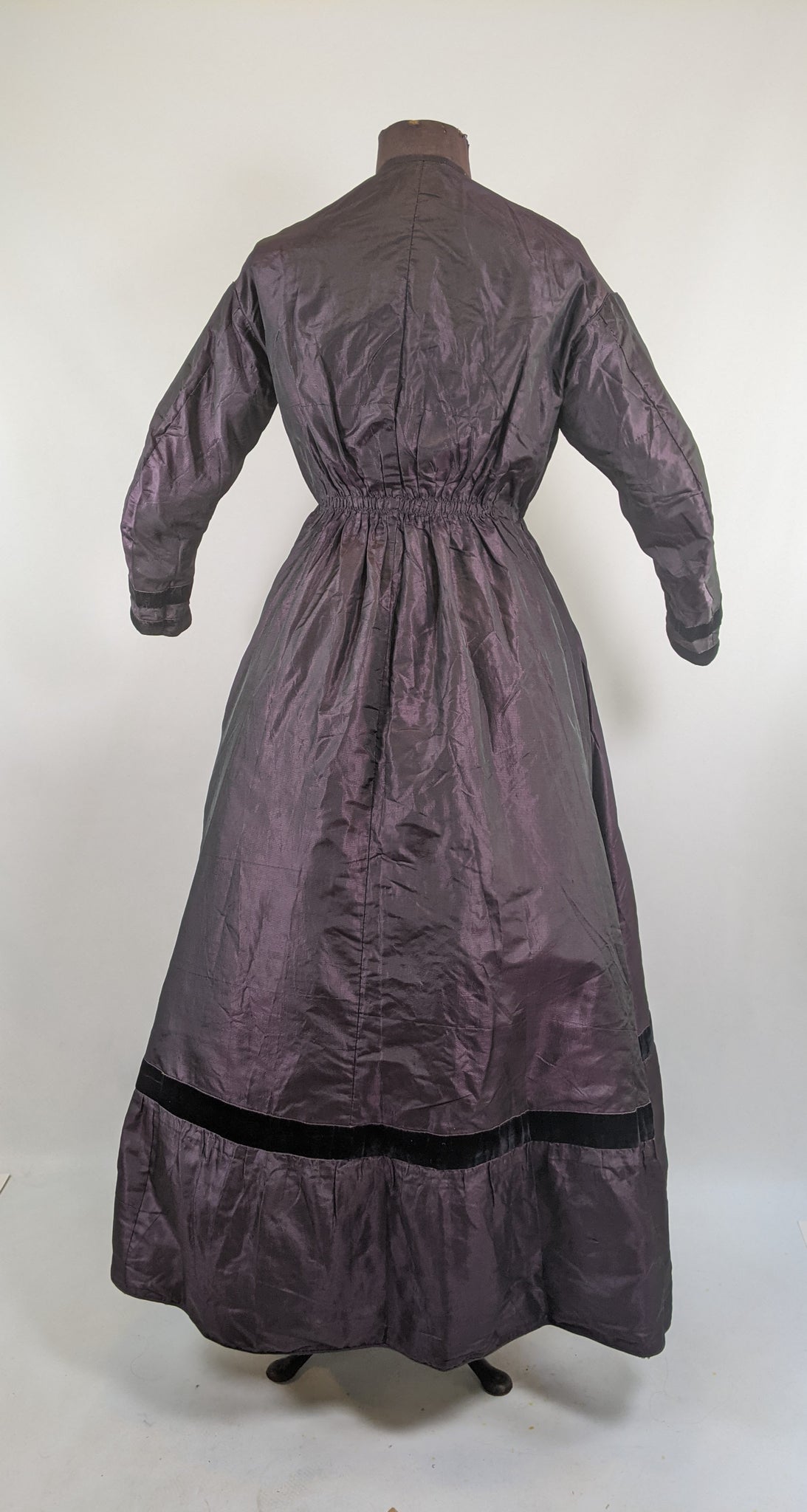 purple 1800s dress Purple 1890s Dress, Gothic Victorian Gown, Violet Belle Epoque Ballgown