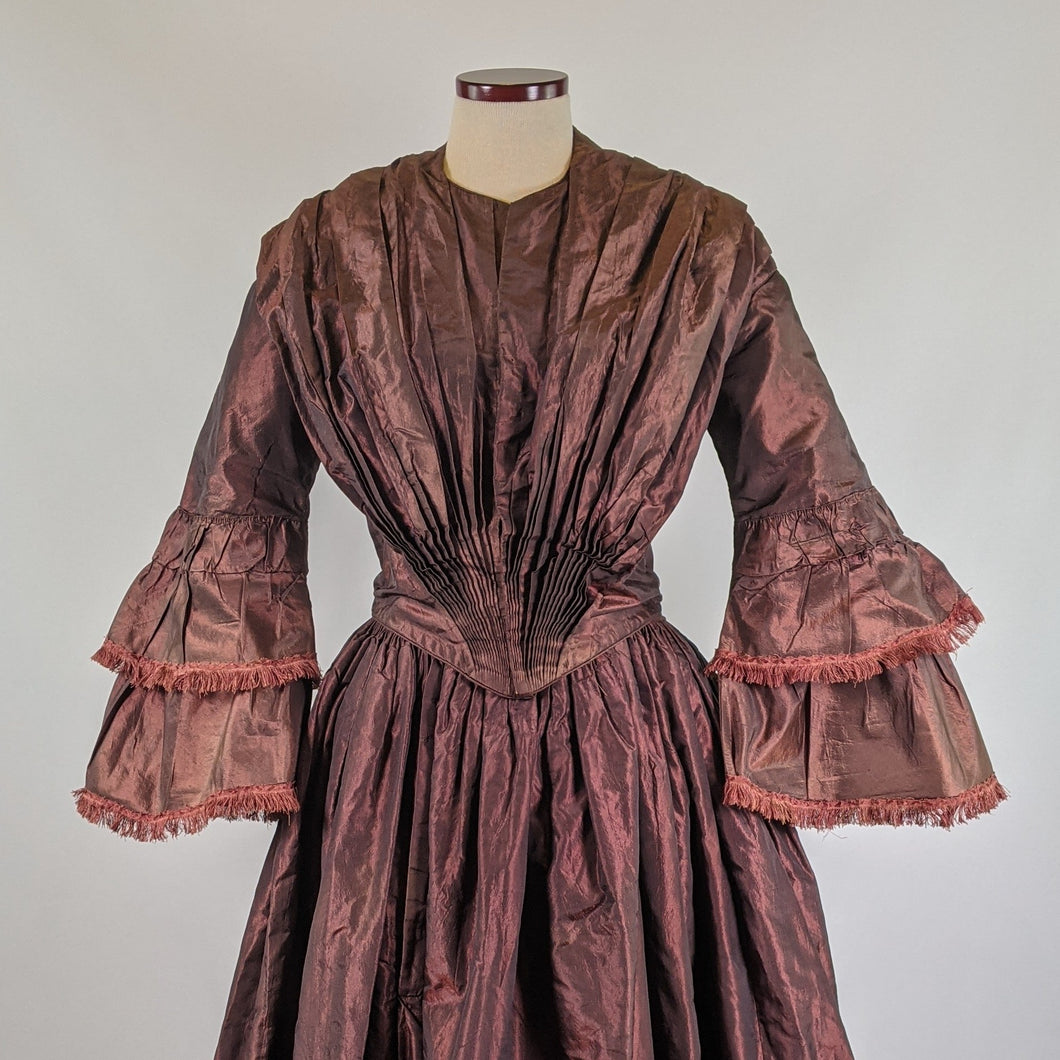 Late 1840s - 1850 Silk Gown