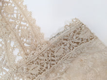 Load image into Gallery viewer, 1910s-20s Lace Brassiere
