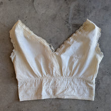 Load image into Gallery viewer, 1910s Cotton Brassiere