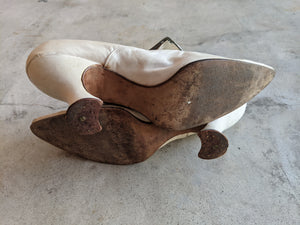 1920s Pointed Heels | Approx 6.5-7
