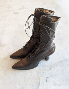 1910s-1920s Lace Up Boots | 7-7.5 US