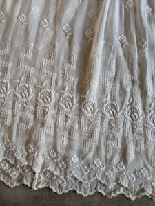 1910s Embroidered Cotton Dress | 30" Waist