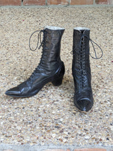 Load image into Gallery viewer, 1910s-1920s Lace Up Boots | Sz 39