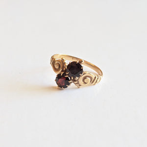 1890s-1900s 14k Gold Garnet Ring