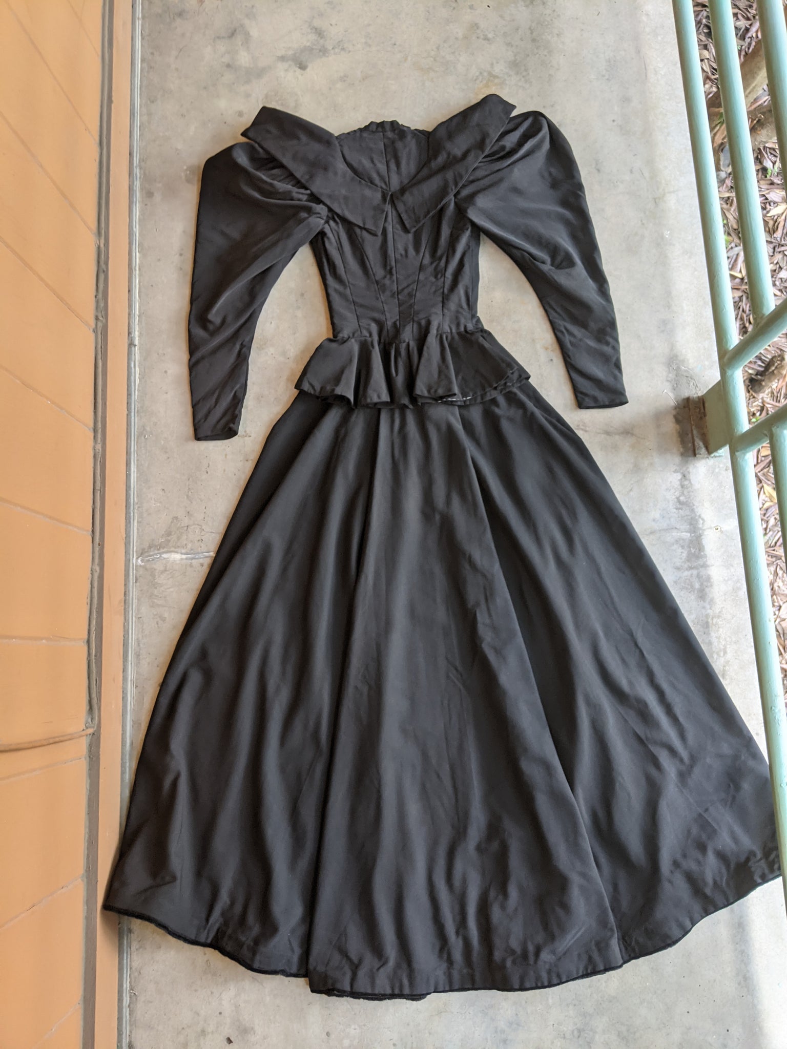 1890s Black Bodice + Skirt/Petticoat Ensemble Witchy Vintage 1890s Black Bodice + Skirt/Petticoat Ensemble Witchy Vintage