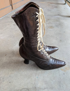 1910s-1920s Brown Lace Up Boots | Approx Sz 7