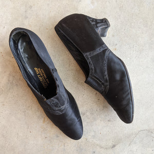 1920s Black Silk Slip On Heels