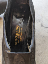 Load image into Gallery viewer, 1920s Black Silk Slip On Heels