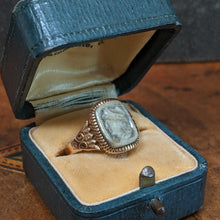 Load image into Gallery viewer, 1890s 10k Gold Labradorite Cameo Ring