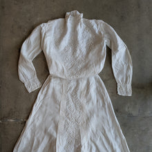 Load image into Gallery viewer, 1900s Whitework Embroidery Dress