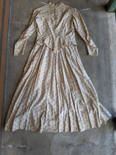 Load image into Gallery viewer, 1880s Soft Cotton Printed Dress