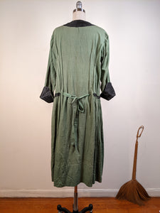 1920s Green Linen Dress