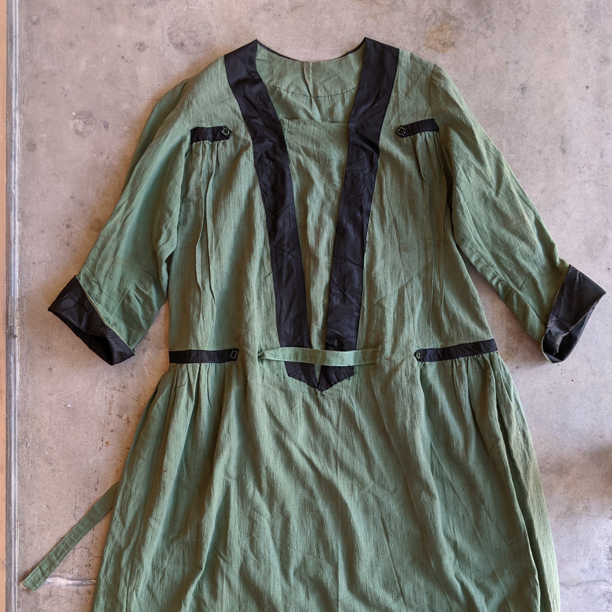 1920s Green Linen Dress Witchy Vintage 1920s Green Linen Dress Witchy Vintage