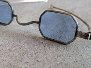 19th c. Blue Tinted Glasses