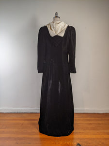 c. 1930s-1940s Hooded Velvet Cloak