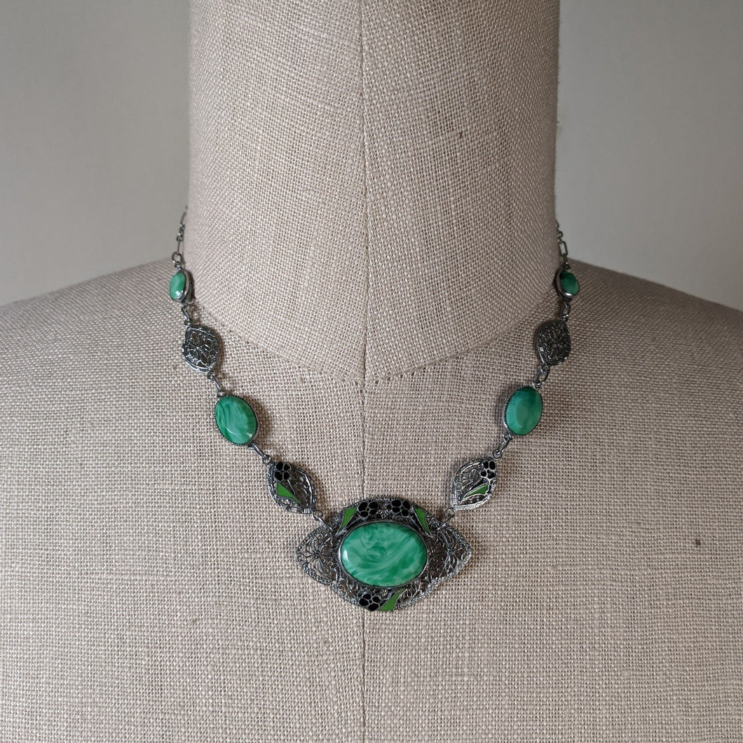 Art Deco Green Glass Rhodium Plated Necklace
