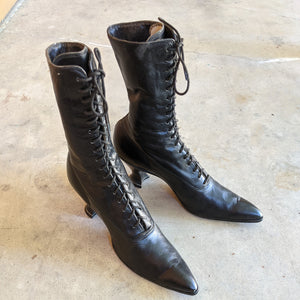 1910s-1920s Black Lace Up Louis Heel Boots | Approx Sz 6