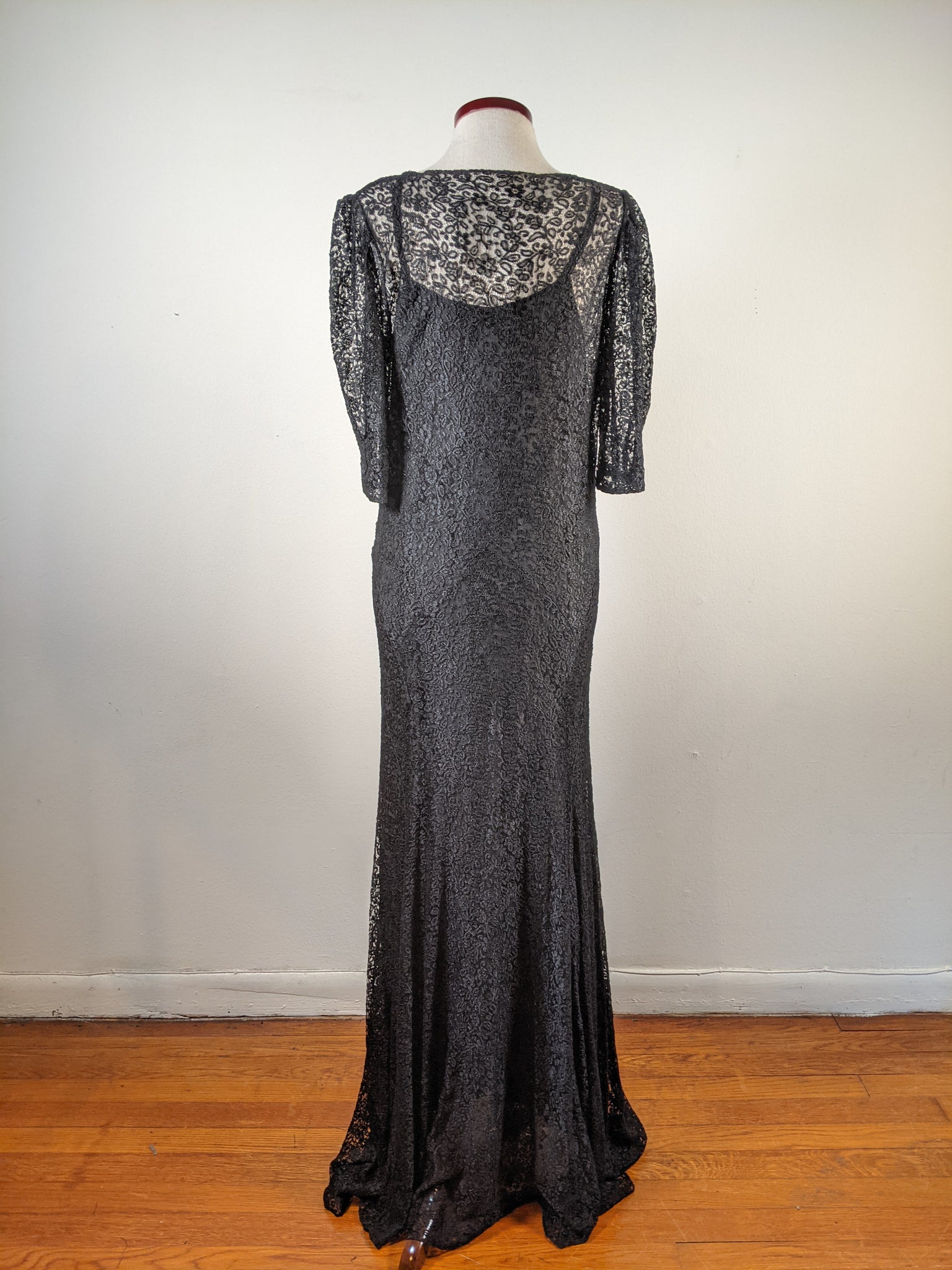 1930s Silk Lace Dress Witchy Vintage 1930s Silk Lace Dress Witchy Vintage