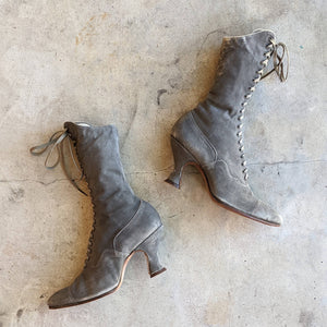 c. 1910s-1920s Grey Suede Boots | Approx Sz 5