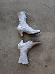c. 1910s-1920s White Boots | Approx Sz. 7.5-8