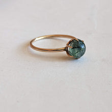 Load image into Gallery viewer, Turn of the century 14k Gold Moss Agate Ring