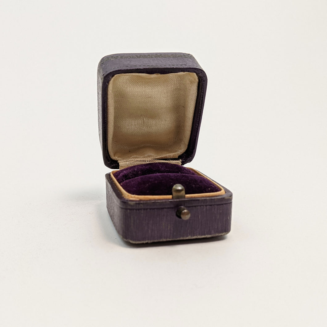 Purple Victorian Ring Box