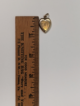 Load image into Gallery viewer, 1840s Heart Locket